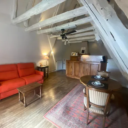 Lägenhet Loft Montaigne Cite Medievale *